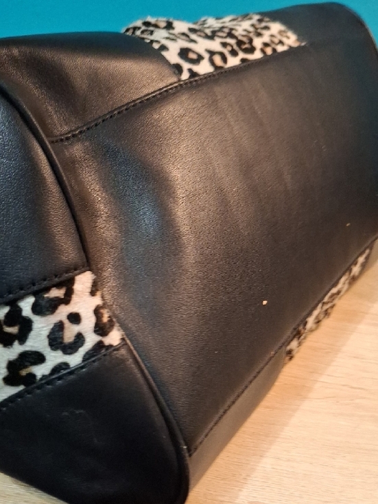 Ann Taylor Leopard Print Shoulder Bag with Black Accents - Picture 5 of 13